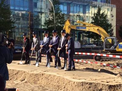 Spatenstich beim Bauvorhaben der Pandion f�r 254 Wohnungen