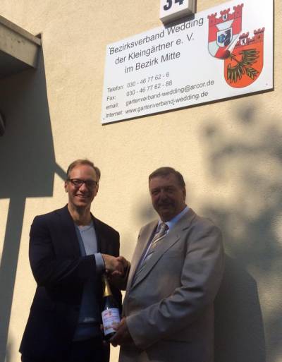 Der Bezirksverband der Kleing�rtner Wedding feiert 90j�hriges Bestehen - Gratulation